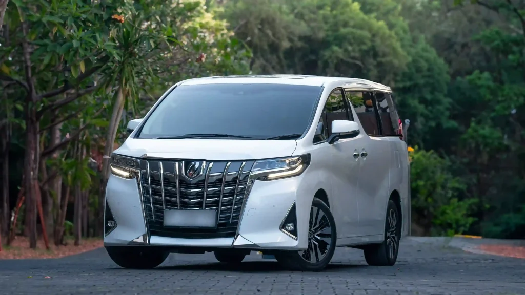Toyota Alphard 峇里島多日包車東部路線